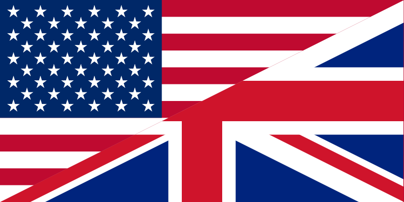 Bandiere di Stati Uniti e Regno Unito unite diagonalmente per indicare la versione inglese degli articoli di e-learning