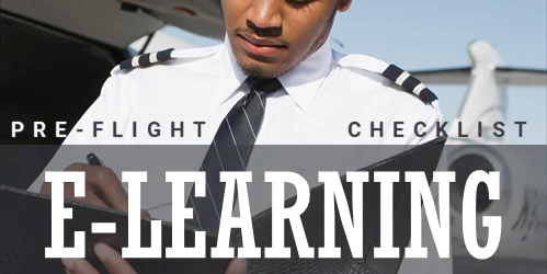Pilota in uniforme compila una checklist pre-volo come metafora della preparazione nei progetti e-learning