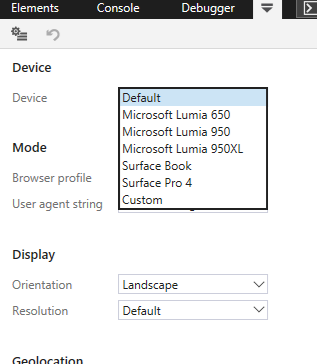 Menu di selezione dispositivo e orientamento per emulare la visualizzazione responsive in Microsoft Edge DevTools
