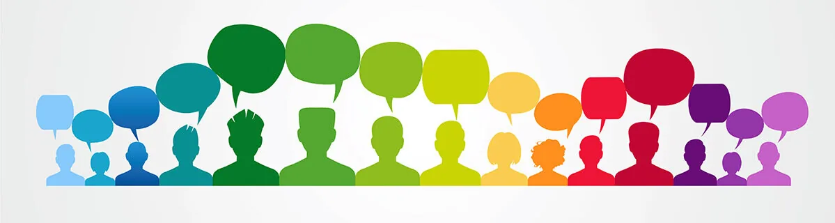Sagome colorate di persone con fumetti che rappresentano lo scambio di feedback in un contesto di apprendimento digitale