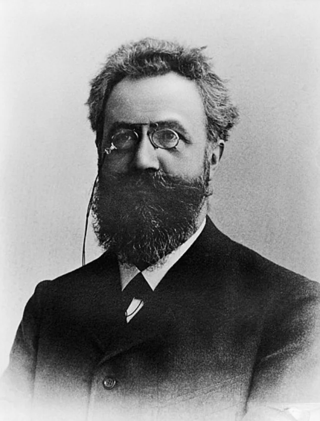 Ritratto in bianco e nero dello psicologo Hermann Ebbinghaus, pioniere nello studio della memoria e della curva dell’oblio