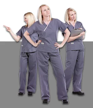 Tre pose diverse di un personaggio femminile in divisa da infermiera utilizzabile nei corsi e-learning a tema medico