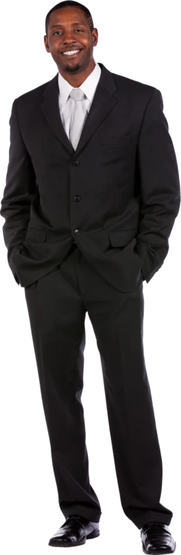 Uomo in abito elegante con sorriso, ideale come personaggio ritagliato per corsi e-learning in scenari professionali