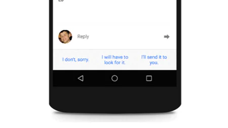 Schermata di smartphone che mostra risposte automatiche generate da chatbot per facilitare la comunicazione nell’e-learning