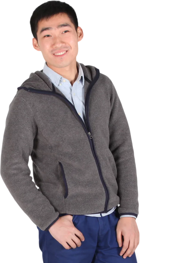 Sagoma di un giovane uomo asiatico in abbigliamento casual con felpa grigia e pantaloni blu, usata come personaggio eLearning