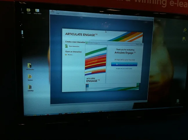 Schermata iniziale di Articulate Engage 13 su monitor durante una demo al Learning Technologies 2013