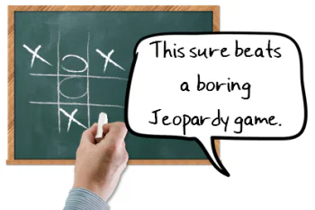 Mano che disegna tris su lavagna verde con fumetto e testo in inglese, esempio di grafica handwriting per template PowerPoint